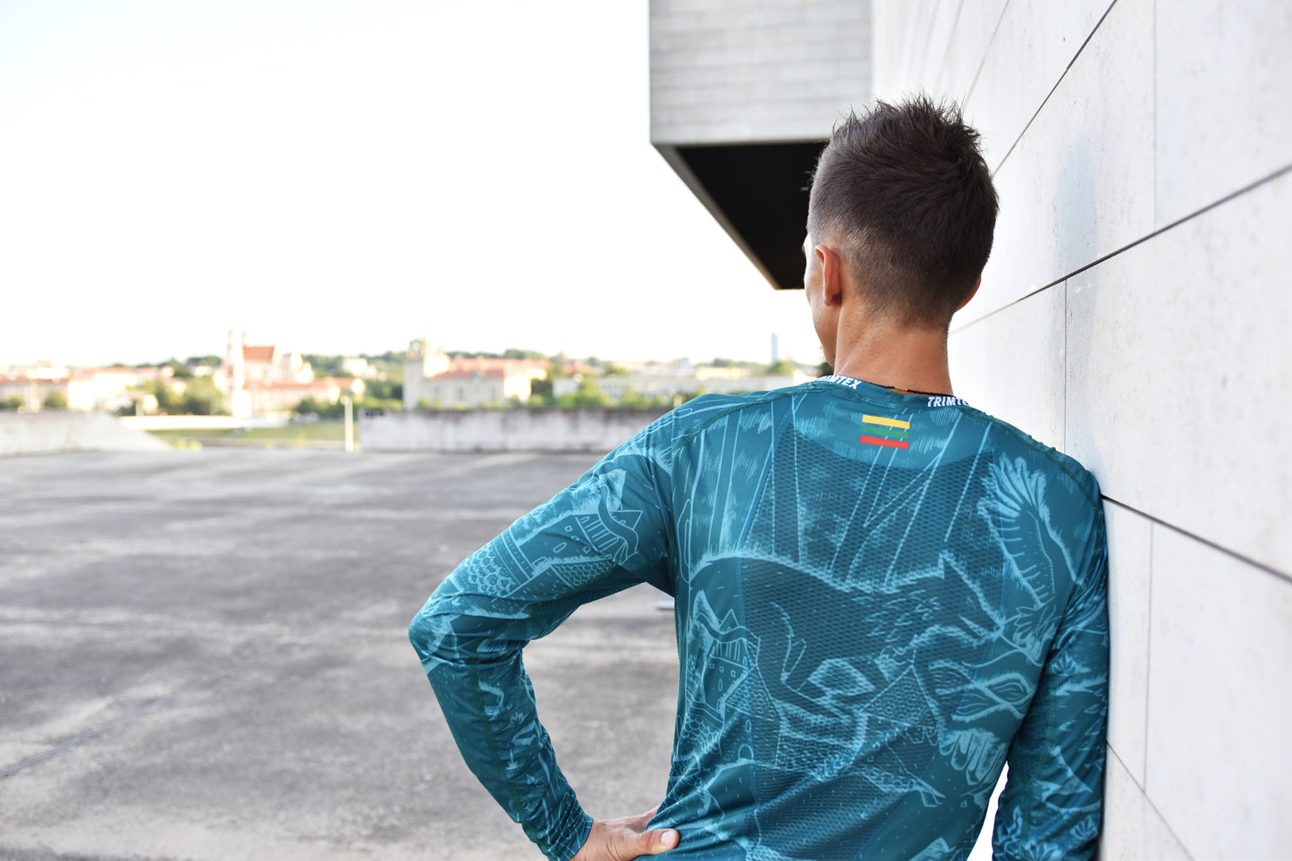 Vyriški marškinėliai ilgomis žaliomis rankovėmis